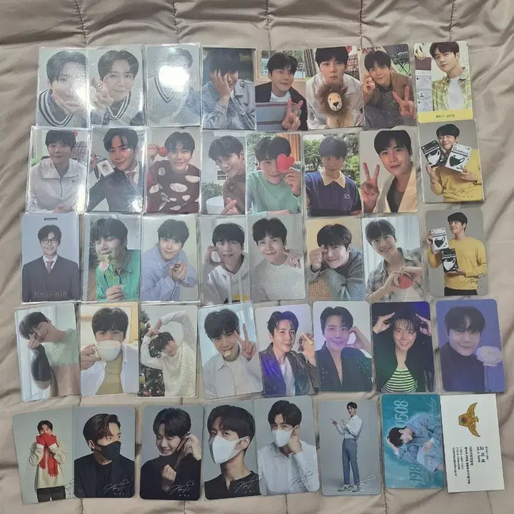 [BUNJANG] Kim Seon Ho Goods Bundle Set / 배우 김선호 굿즈 일괄