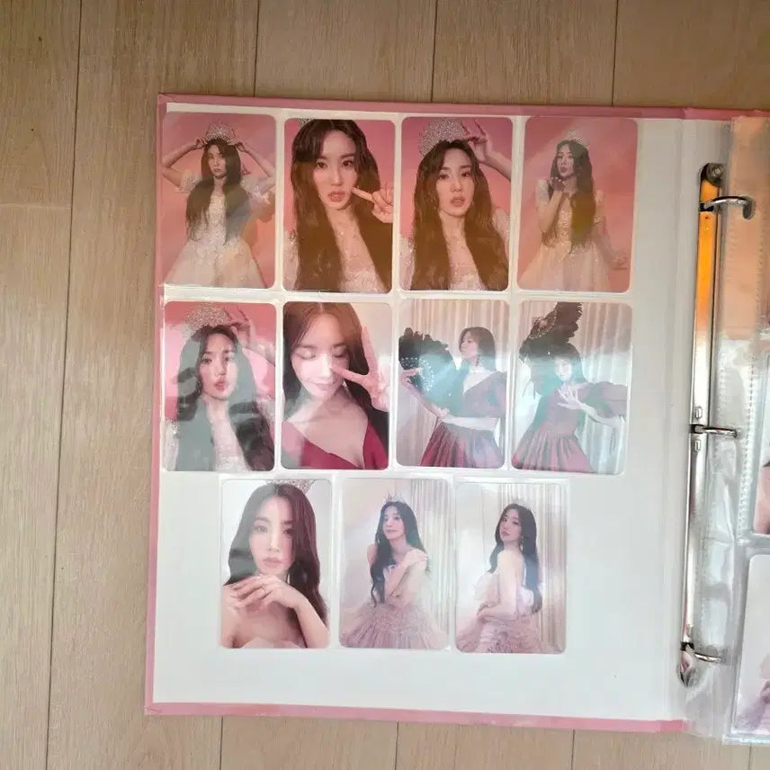 [BUNJANG] Kwon Eun Bi Secret Door Concert Trading Photocard / 권은비 시크릿 도어 콘서트 트레이딩 포토카드