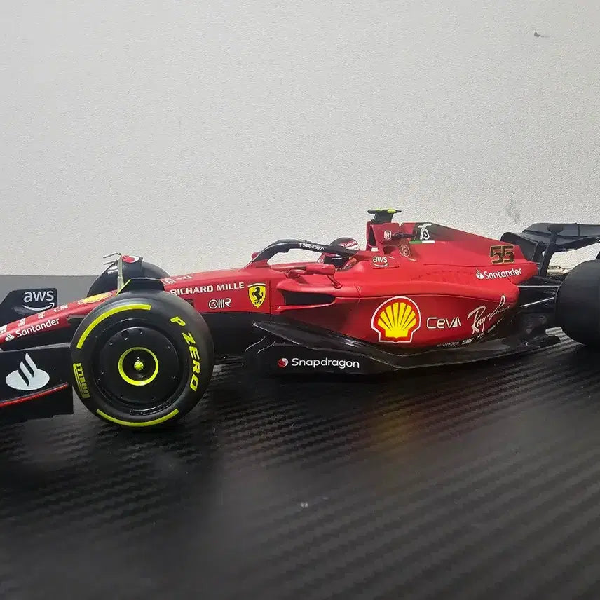[BUNJANG] Bburago 1:18 Ferrari F1-75 