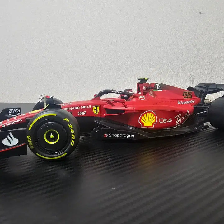 [BUNJANG] Bburago 1:18 Ferrari F1-75 
