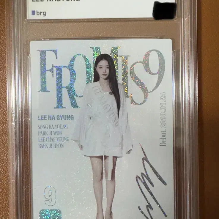 [BUNJANG] fromis_9 Lee Nagyung Teraka Grade 10 Card / 프로미스나인 이나경 테레카 50 한정 10등급 카드 판매