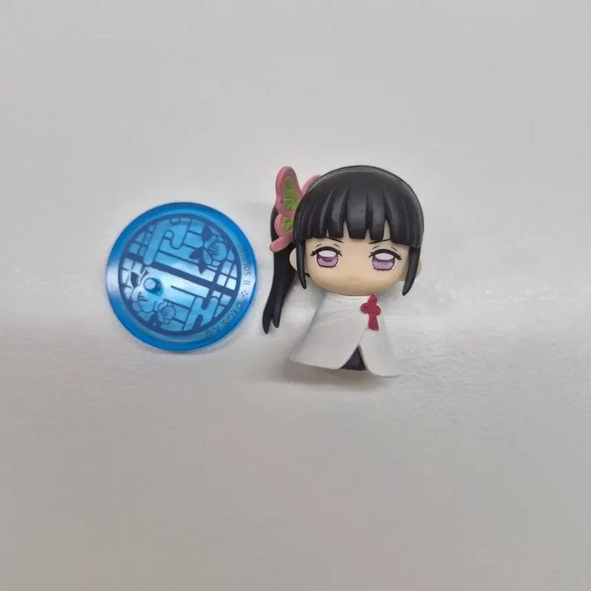 [BUNJANG] Demon Slayer Kanao Tsuyuri Gacha Figure / 귀멸의 칼날 카나오 가챠