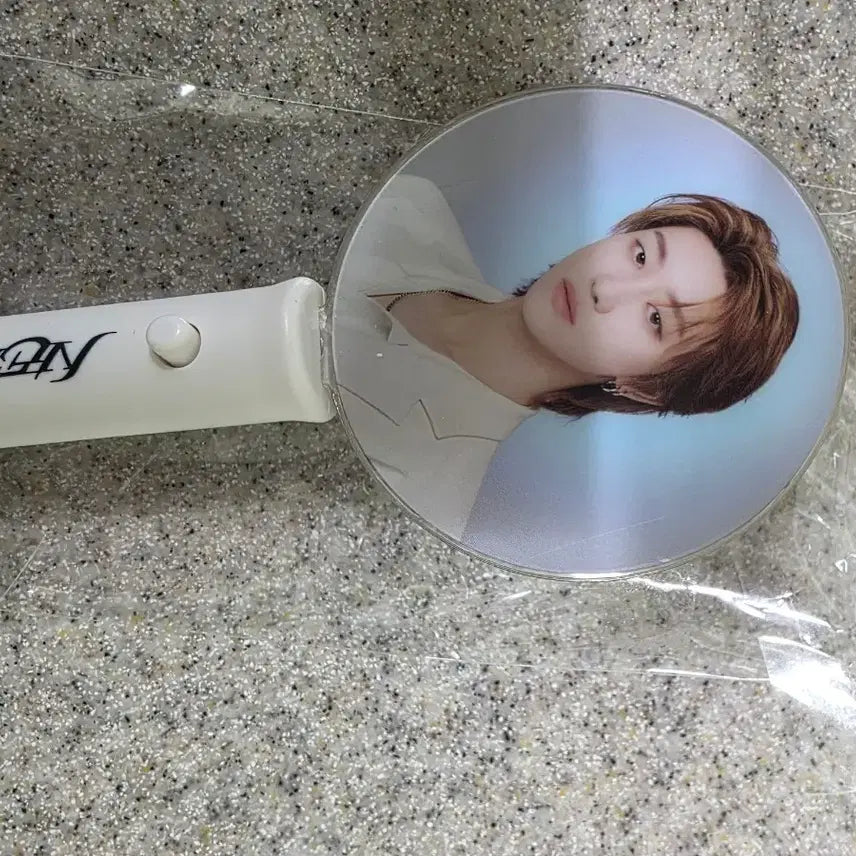 [BUNJANG] SEVENTEEN World Tour Official MD Mini Picket Light Keyring / 세븐틴 월드투어 공식 MD인 &
