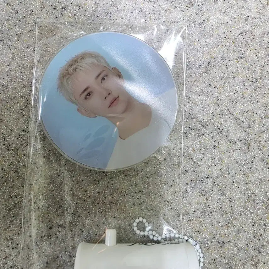 [BUNJANG] SEVENTEEN Joshua FOLLOW Tour Mini Picket Light Keyring / 세븐틴 조슈아의 &