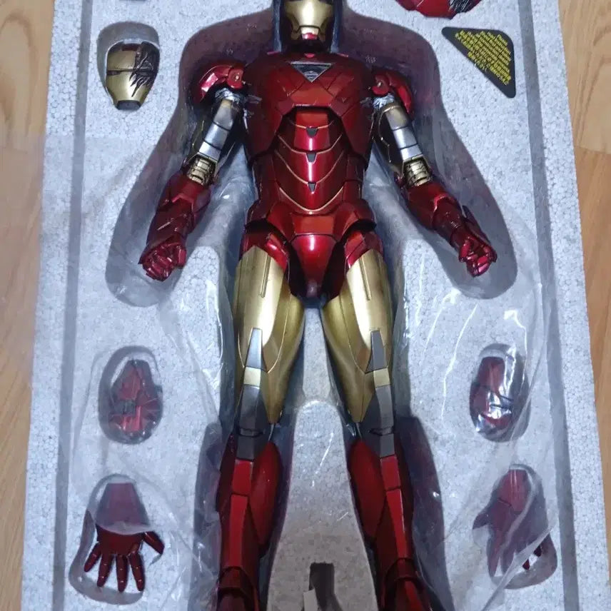 [BUNJANG] Hot Toys Iron Man Mark VI / 핫토이 아이언맨 마크6