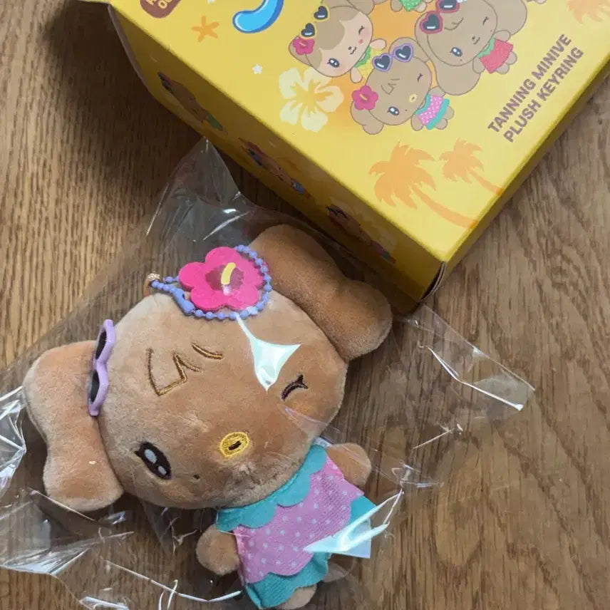 [BUNJANG] IVE MiniBr Tanning Doll Keychain Rei IVE Popup / 아이브 미니브 태닝 인형 키링 레이 아이브 팝업