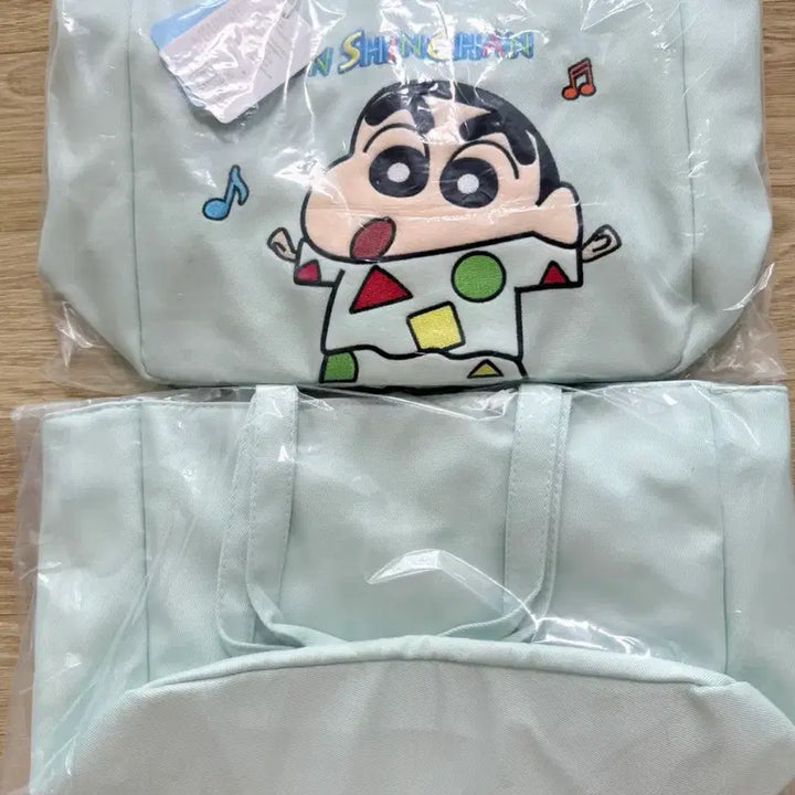 [BUNJANG] Crayon Shin-chan Embroidered Crossbody Bag Mint / 짱구는 못말려 짱구 자수 크로스백 민트