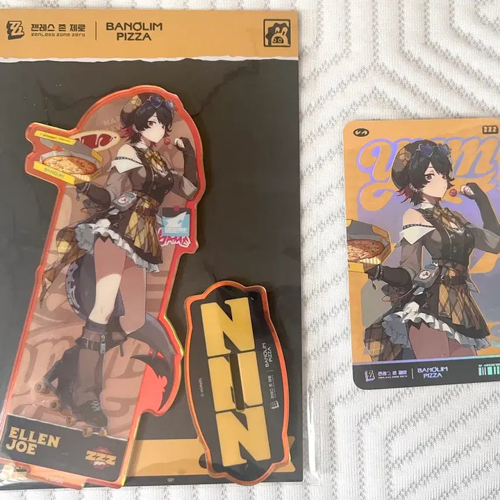 [BUNJANG] ZENZONE Zenless Zone Zero PiZZer Collabo Ellen Acrylic Stand &amp; Photocard Set / 젠존제 반올림피자 콜라보 엘렌 조 아크릴스탠드 리딤코드 포토카드 젠레스존제로