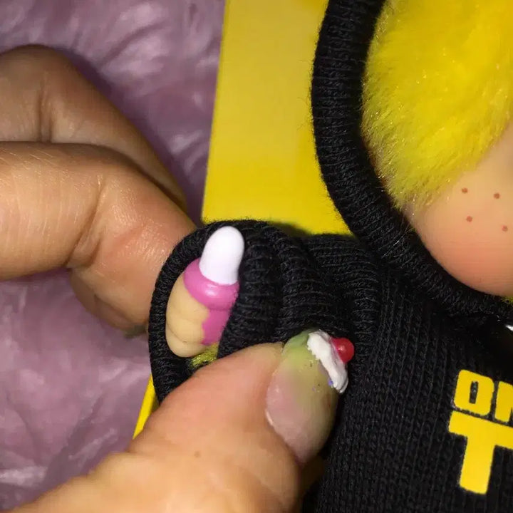 [BUNJANG] Onitsuka Tiger Monchhichi Collaboration Keyring / (무료배송)오니츠카 몬치치 콜라보 키링 SS 사이즈