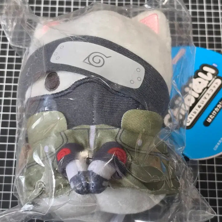 [BUNJANG] Megacat Chibi Plush Keychain - Kakashi (Naruto) / [새상품] 나루토 카카시 메가캣 치비 누이 인형 키링