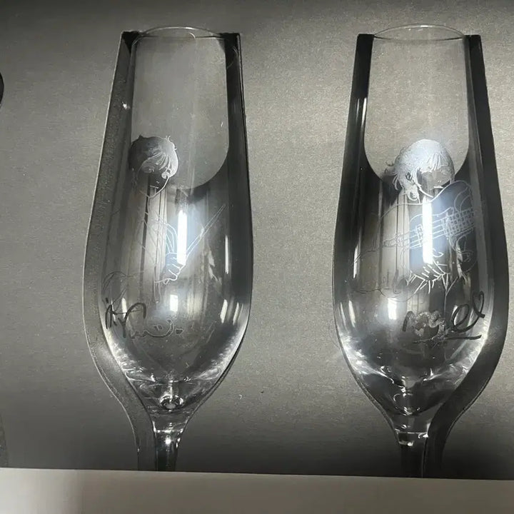 [BUNJANG] QWER Limited Edition Wine Glass Full Set / QWER 한정판 와인잔 풀세트 판매