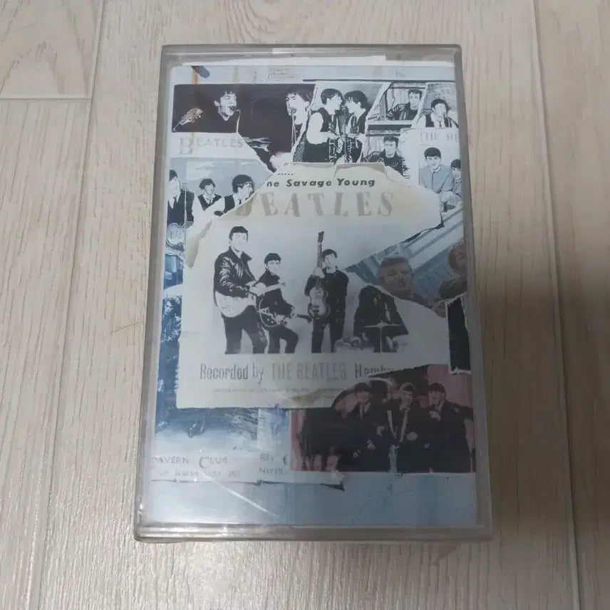 [BUNJANG] The Beatles Anthology 1 Cassette Tape Set (2 Tapes) - Sealed / 비틀즈 anthology 1 미개봉 카세트 테이프 (2Tape)