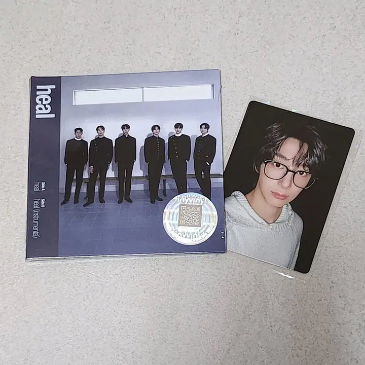 [BUNJANG] Monsta X Unfold Mini LP Vinyl Sealed + N’eRD Photocard Hyungwon / 몬스타엑스 언폴드 미니 lp 바이닐 미개봉+너드포카 형원