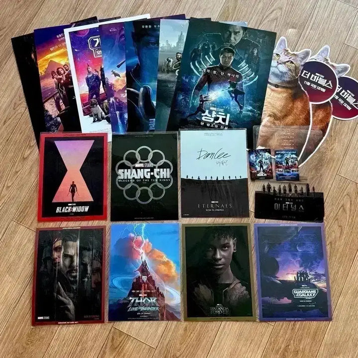 [BUNJANG] Marvel &amp; DC Comics Art Cards - Black Widow, Doctor Strange, Shang-Chi, Thor, Black Panther, Eternals, Ant-Man, Shazam, D&amp;D, Black Adam / 마블 영화 아트카드 블랙위도우 닥터스트레인지 샹치 토르 블랙팬서 이터널스 앤트맨 샤잠 던전앤드래곤 블랙아담아트카드