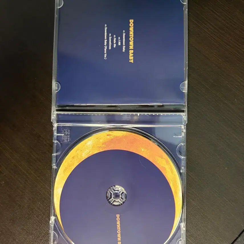 [BUNJANG] Bloo Downtown Baby CD Album / bloo 블루 downtown baby 다운타운베이비 cd 음반 앨범 래퍼 국힙