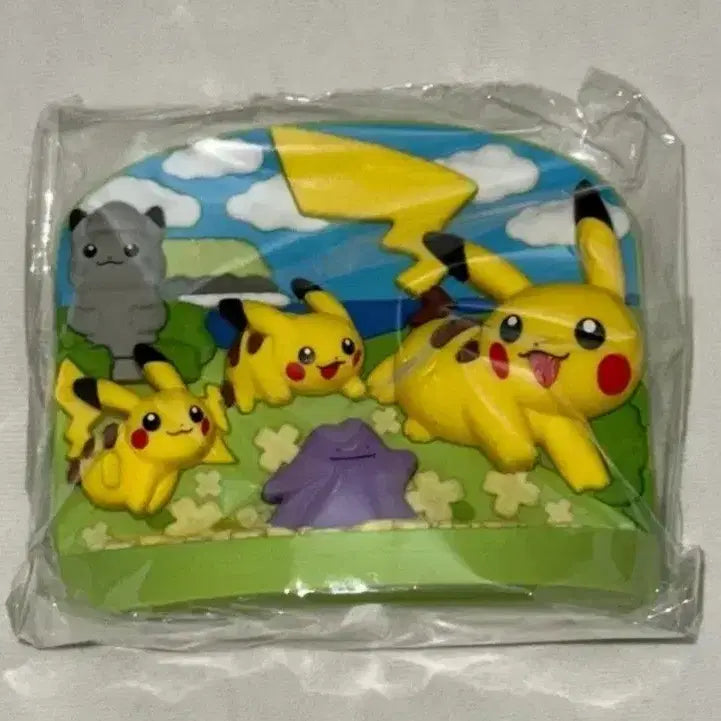 [BUNJANG] Pokemon Jeju Canola Flower Pikachu Magnet / 포켓몬 제주 마그넷 유채꽃 피카츄