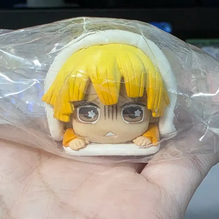 [BUNJANG] Demon Slayer Agatsuma Zenitsu Onemutan Figure / 귀멸의 칼날 아가츠마 젠이츠 오네무탄