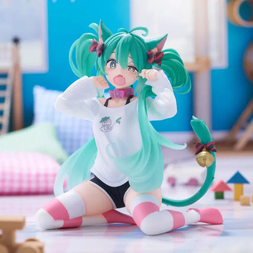 [BUNJANG] Taito Desktop Cute Figure Hatsune Miku Cat Ear T-shirt Version / 타이토 데스크탑 큐트 피규어 하츠네미쿠 고양이귀티셔츠 버전