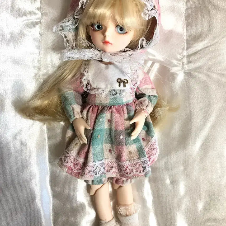 [BUNJANG] Ball-jointed Doll (BJD) / 구체관절인형 BJD Ball-jointed doll