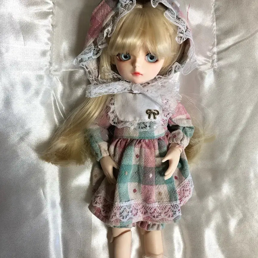 [BUNJANG] Ball-jointed Doll (BJD) / 구체관절인형 BJD Ball-jointed doll