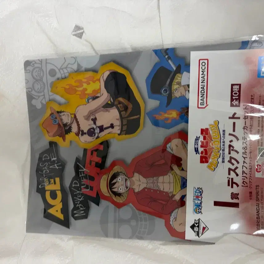 [BUNJANG] One Piece Desk Assort Clear File and Sticker Set / 원피스 데스크아소트 클리어파일