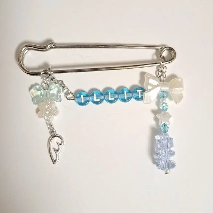 [BUNJANG] ILLIT Beaded Badge / ILLIT 아일릿 비즈 뱃지