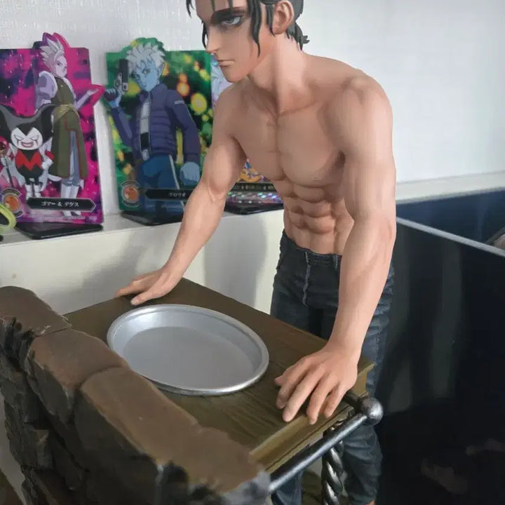 [BUNJANG] Attack on Titan Eren Resin Statue / [택포] 진격의거인 에렌 레진