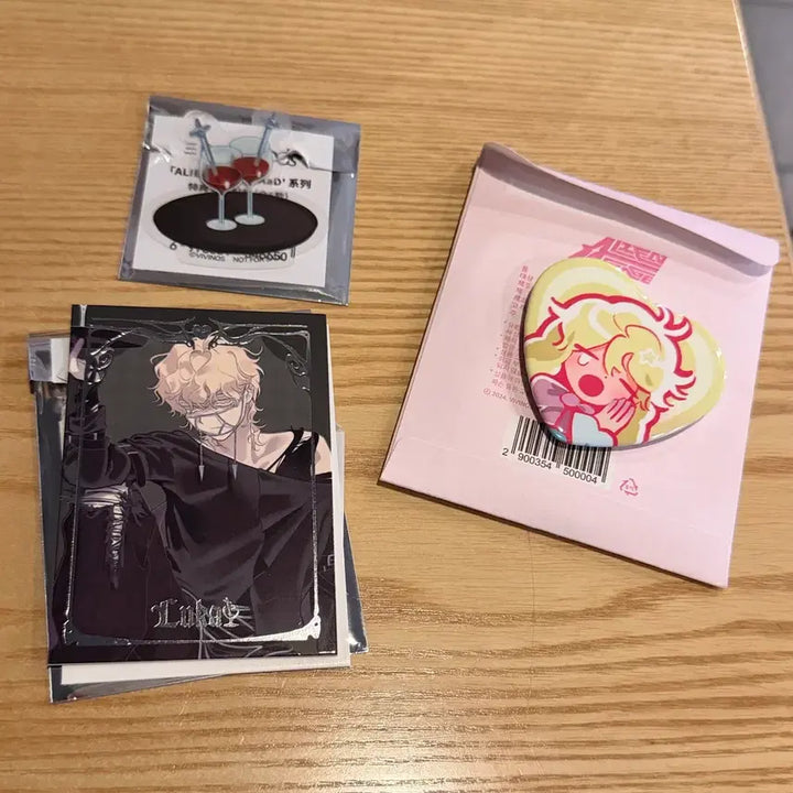 [BUNJANG] A-Step AaD Luca Sticker Photocard + Bunny Can Badge Set / 에이스테 AaD 루카 스티커 포카 + 토끼 캔뱃지 세트