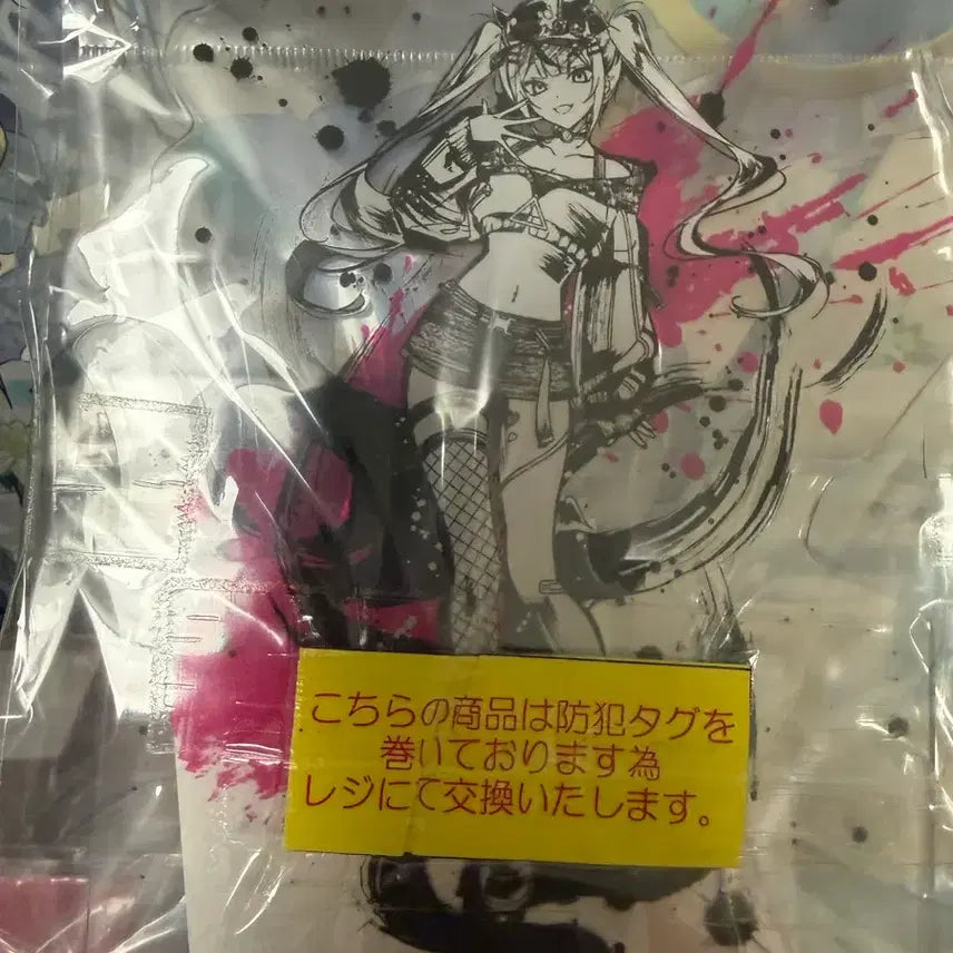 [BUNJANG] Fumikage Tokoyami Black &amp; White Acrylic Stand / 토코야미토와 공식 흑백 아크릴스탠드