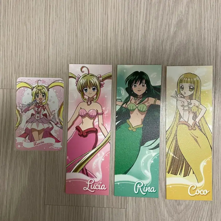 [BUNJANG] Peach Peach Pitch Cafe Merchandise Lucky Draw Photocards (Lucia, Lina, Coco) / 피치피치핏치 카페 굿즈 판매