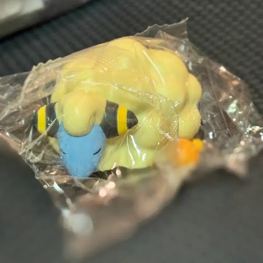 [BUNJANG] Pokemon Sleepytime Meowth Figure / 포켓몬스터 가챠 잘자요 피규어 메리프