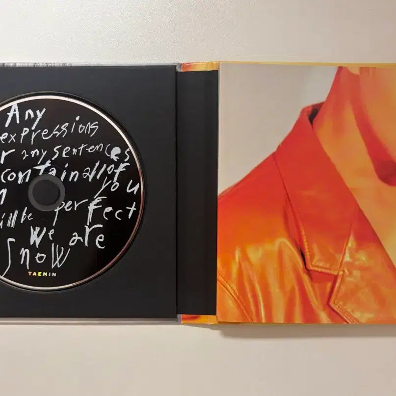 [BUNJANG] Taemin Move Album Set (Postcard, Photocard Included) / 태민 무브 앨범 세트 (엽서,포카O)