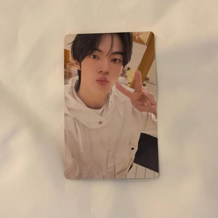 [BUNJANG] TWS Dohun Tower Records Shibuya SODASODA Photocard / 투어스 도훈 타워레코드 시부야 소다소다 특전 포카 SODASODA 포토카드