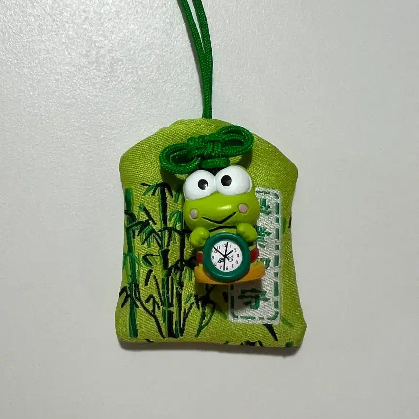 [BUNJANG] Handmade Keroppi Omamori Charm for Academic Achievement / 수제 케로피 오마모리 의미: 학업