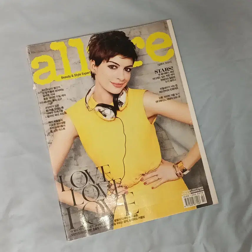 [BUNJANG] Allure Magazine February 2013 (Han Ji-min, Son Dam-bi, Han Hye-jin, Lee Jung-jin) / 얼루어 allure 2013년 2월호 한지민 손담비 한혜진 이정진
