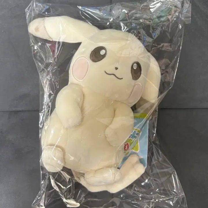 [BUNJANG] Pokemon Center Pocopia Pale Pikachu Plush / 일본 포켓몬센터 포코피아 창백카츄 창백한 피카츄 인형