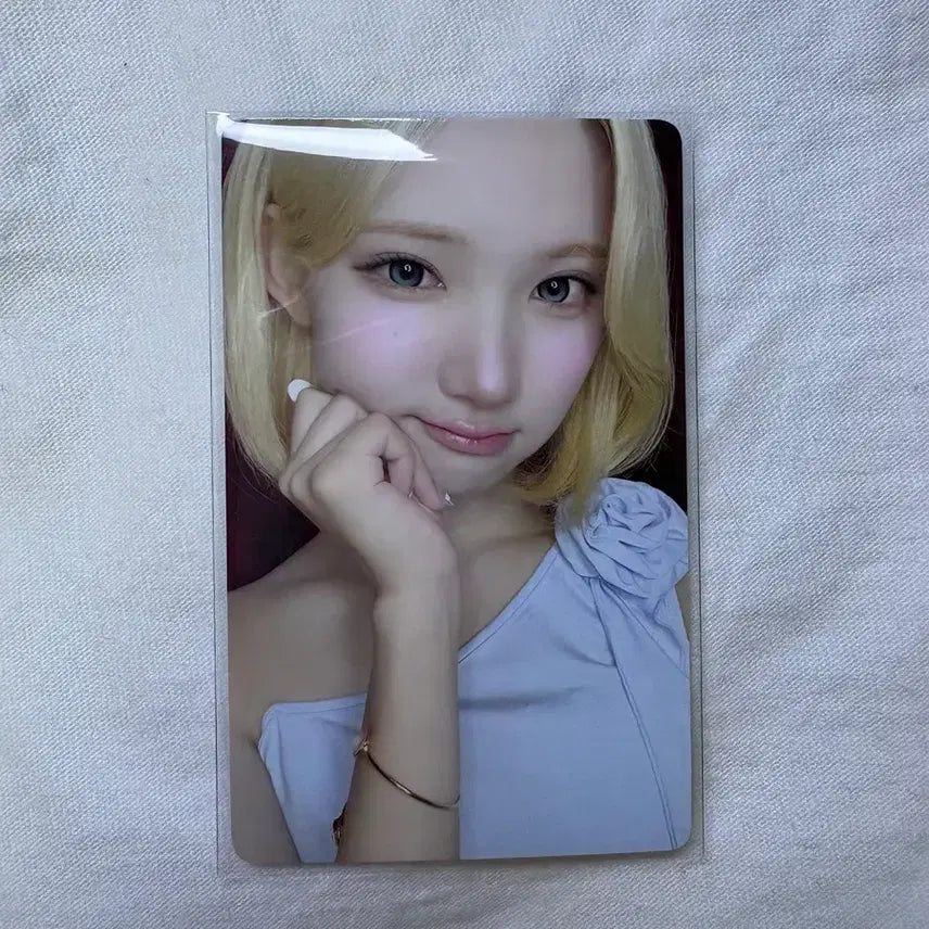 [BUNJANG] HATS TO HEARTZ Jiwoo Jump Up Photocard (LEMON TANG POB) / 하츠투하츠 하투하 지우 점프업 포카 양도 레몬탱 미공포