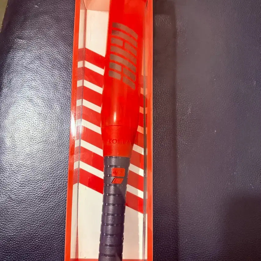 [BUNJANG] iKON Konbat Official Light Stick Ver. 1 / 아이콘 콘배트 응원봉