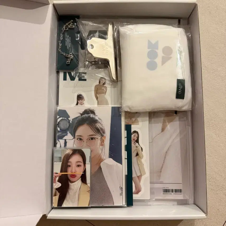 [BUNJANG] IVE DIVE 2nd Photocard Bundle Set / 아이브 다이브키트 2기 포카포함