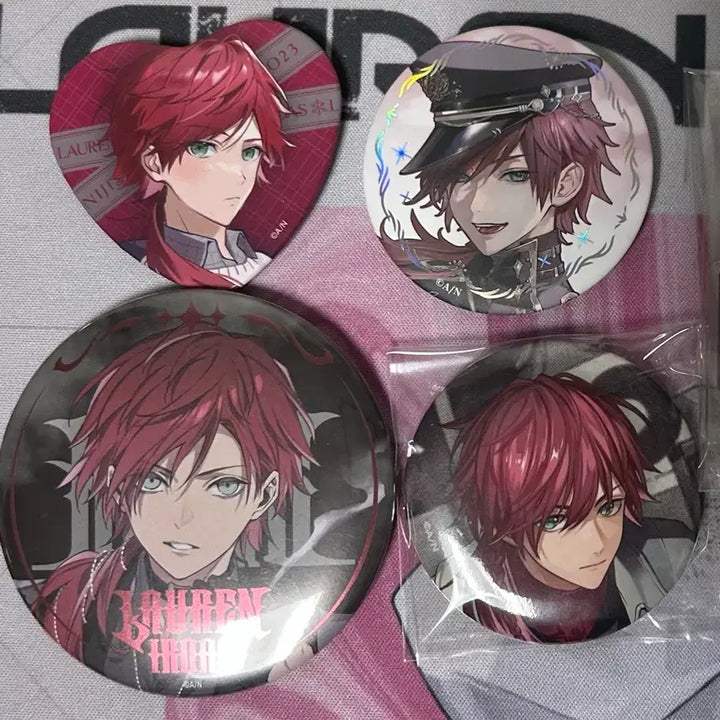 [BUNJANG] Nijisanji Lauren Can Badge &amp; Acrylic Bundle Set Nijiholic White Day Nijidatoka / 일괄 니지산지 로렌 캔뱃지 아크릴 니지홀릭 화이트데이 니지다토카