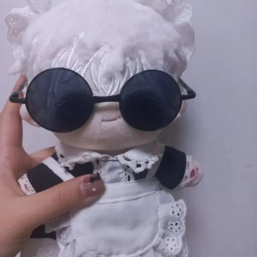 [BUNJANG] Jujutsu Kaisen Satoru Gojo 20cm Plush Doll (Includes Maid Outfit &amp; Sunglasses) / 고죠 20cm 솜인형