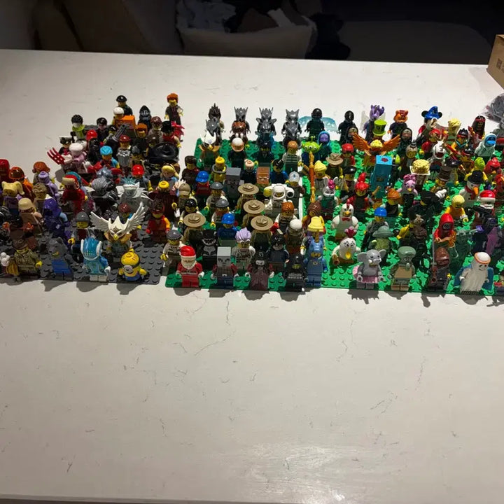 [BUNJANG] LEGO Hidden Side and Seasonal Minifigures Bundle / 레고 히든사이드 및 시즌 미니피규어