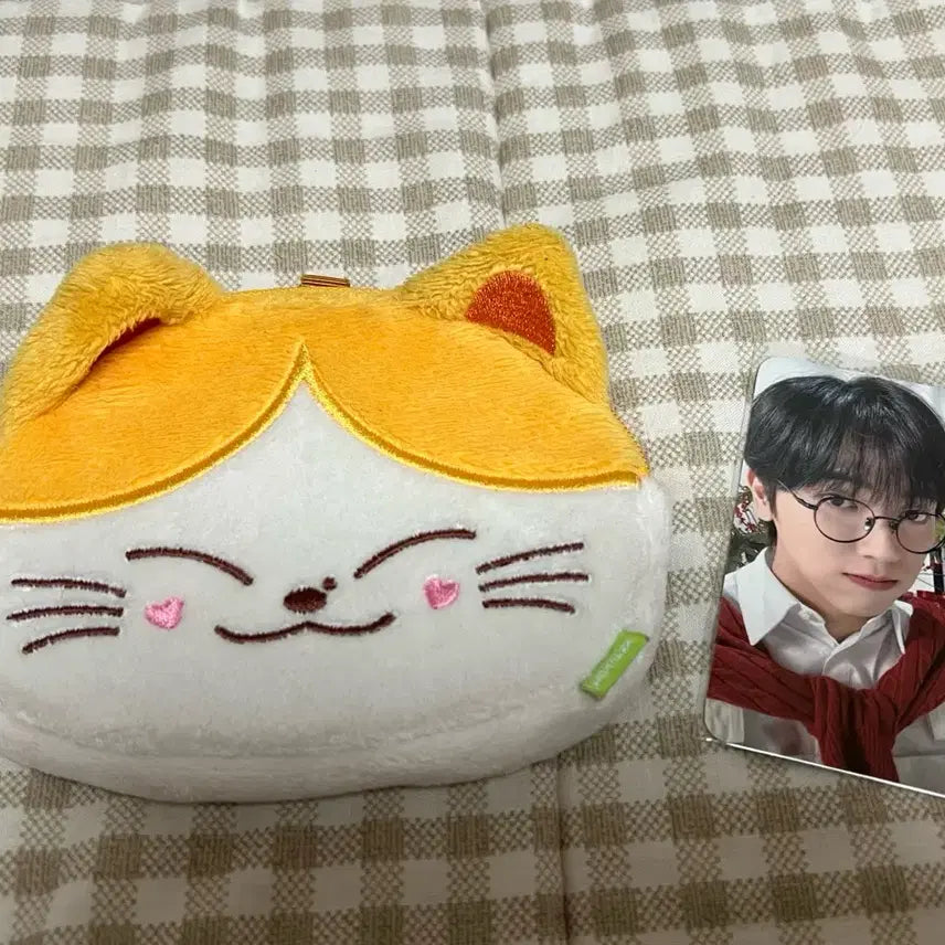 [BUNJANG] ONF ONCOMIS MK Face Pouch / 온앤오프 온꼬미즈 뀬둥이 (민균) 얼굴파우치