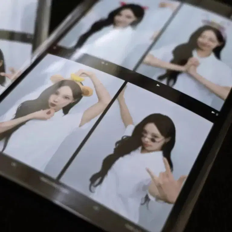[BUNJANG] RESCENE Official Goods Photocard Set (Wonie, Minami, Liv, Mae, Zena) / 신상 리센느 공식굿즈 스티커사진 셀카 포카 스내피즘 RESCENE 원이 미나미 리브 메이 제나 인생네컷 세트