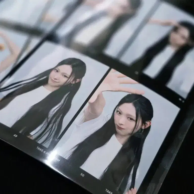 [BUNJANG] RESCENE Official Goods Photocard Set (Wonie, Minami, Liv, Mae, Zena) / 신상 리센느 공식굿즈 스티커사진 셀카 포카 스내피즘 RESCENE 원이 미나미 리브 메이 제나 인생네컷 세트