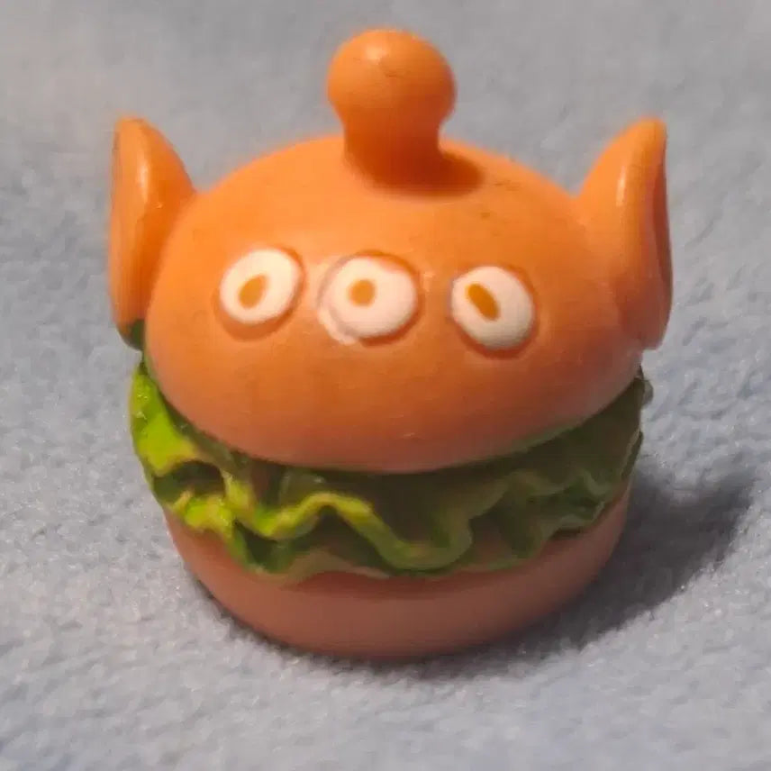 [BUNJANG] Toy Story Alien Hamburger Figure / 토이스토리 알린 햄버거 피규어