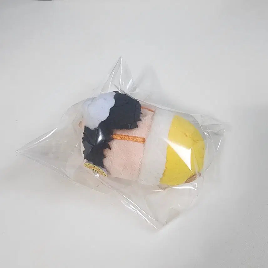 [BUNJANG] One Piece Usopp Stress Ball Plush 25th Anniversary / 원피스 굿즈 스트레스볼 우솝 인형 애니메이션 25주년 대원 더현대 팝업