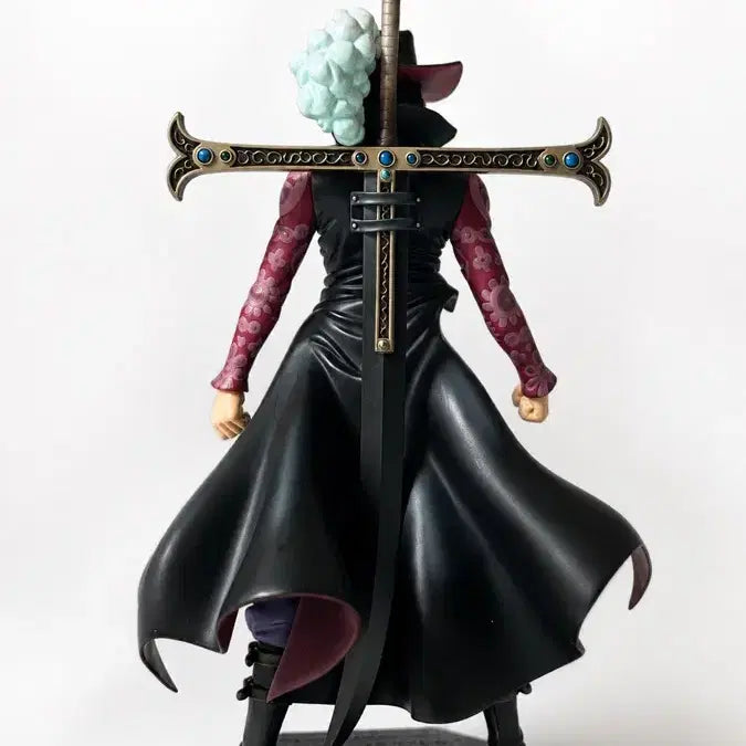 [BUNJANG] One Piece Juracule Mihawk POP DX Ver. 2 Figure / (택포 10)원피스 쥬라큘 미호크 피규어 pop dx ver.2