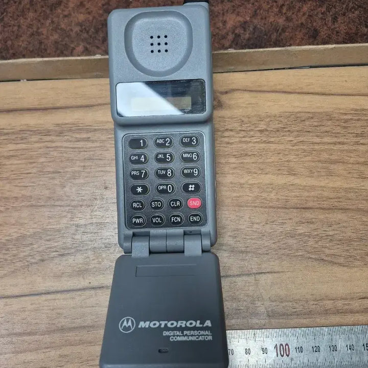[BUNJANG] 1980s-1990s Motorola Digital Mobile Phone / 1980-90년대 모토로라 디지털 핸드폰