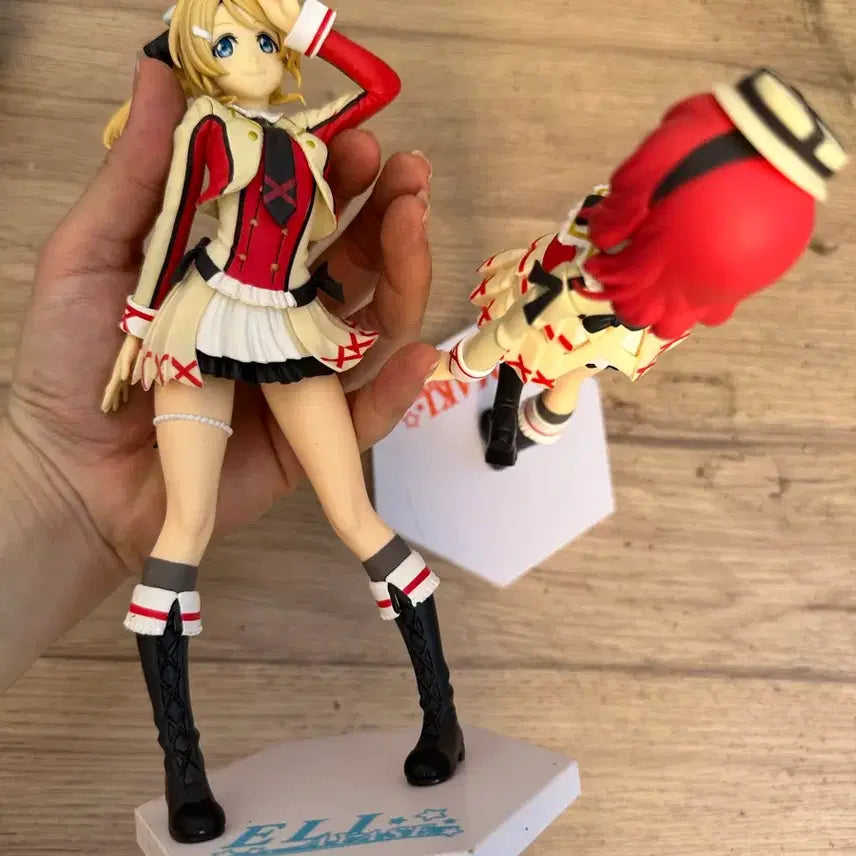 [BUNJANG] Love Live! Nishikino Maki &amp; Ayase Eli Figure / 러브라이브 니시키노 마키, 아야세 에리 피규어